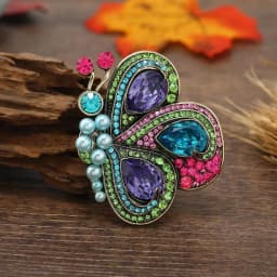 Baroque Luxury Beautiful Butterfly and Insect Design Brooches for Men and Women, Jewelry, Fashion Accessories, and Party Gifts