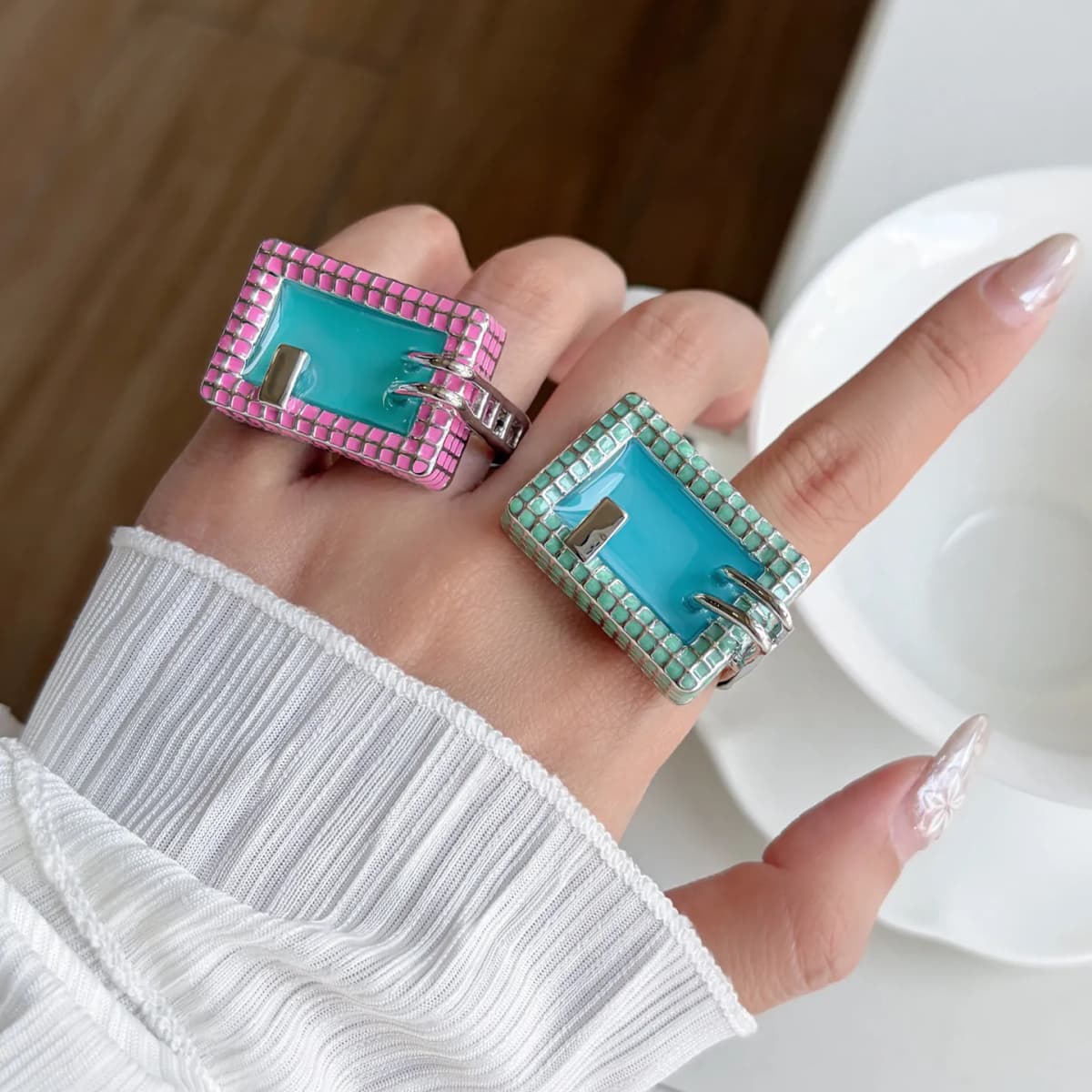 Exaggerated and fun mini swimming pool party rings from Europe and America