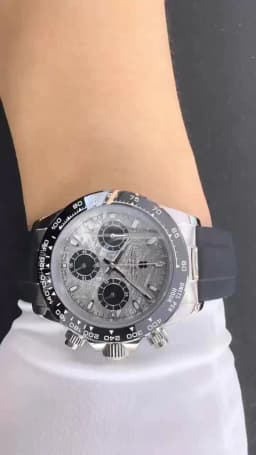 Corgeut Luxury Men's 39mm Quartz Watch Chronograph Sapphire Fashionable Trendy Stylish Sports Steel Band Wristwatch Custom Logo