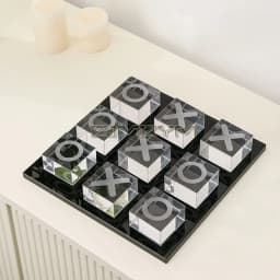Modern Minimalist XO Square Crystal Chessboard Decorative,Black and White Crystal for Living Room Desktop Small Ornament