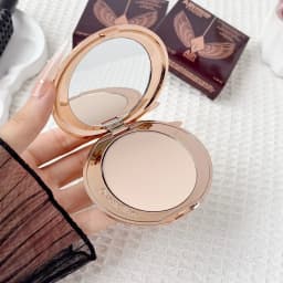 Charlotte Tilbury Lip Balm Facial Setting Powder Delicate Texture Flawless Liquid Foundation Cosmetics Moisturize Setting Spray