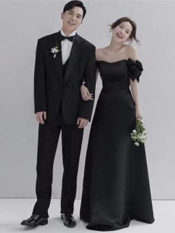 Elegant Vintage Black Satin One-Shoulder Wedding Dress for Couples Photography Studio High Waist Slim Fit Long Evening Gown