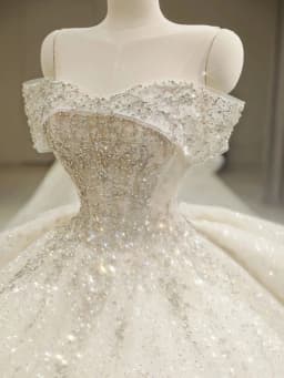 Princess Style Wedding Dress One Shoulder Fleece High Waist Ball Gown for plus Size Brides Luxury Tailed Skirt Elegant Sensation