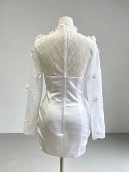 2026 New Elegant White Lace Dress High Neck Long Lace Sleeves Asymmetrical Short Skirt 3D Floral Appliques Wedding Party Dress H