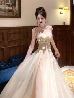 Elegant Strapless Evening Gown Women's 2025 New Summer Ball Ultra Fairy Tale Eighteen Years Old Adult Ceremony Engagement