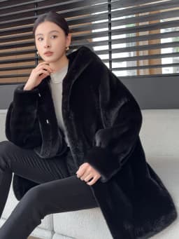 2026 Winter New Thickened Mink Fur Vestment Women's Long Coat with Hood Integrated Leather And Fur Eco-friendly Fur Coat