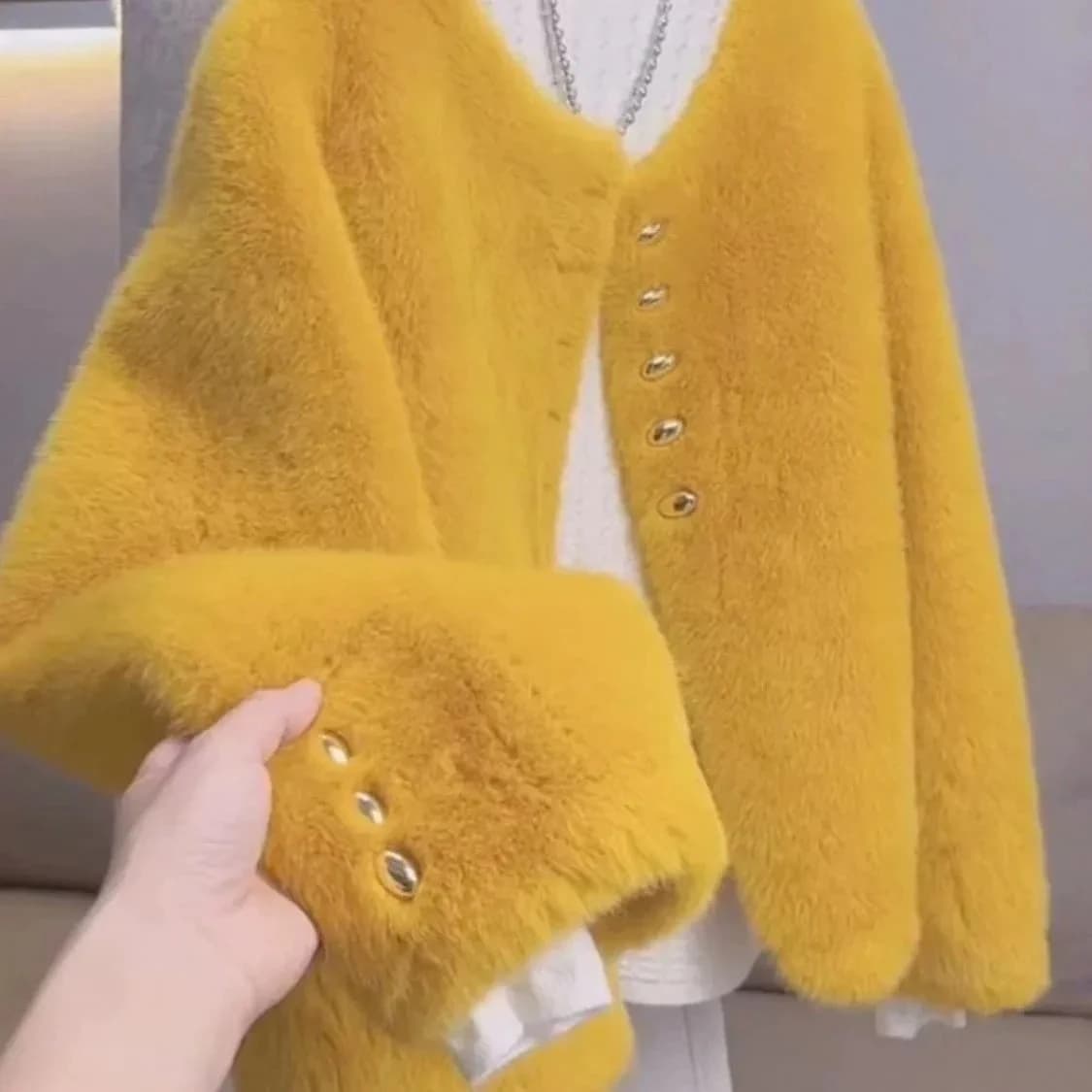 Yellow High Fashion Fake Mink Jacket Women's Winter New Style Luxury Integrated Leather Fur Coat Button Splicing Long Sleeve