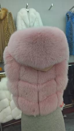 Women's Natural Fox Fur Vest Winter Warm Thick Fashion Hooded Genuine Sheepskin Real Fur Short Outerwear for Ladies