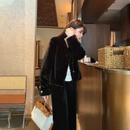 Young Style Short Fur Vest Winter Coat Women's V-Neck Padded Jacket Eco-Friendly Mink Hair Leather Integrated Outerwear