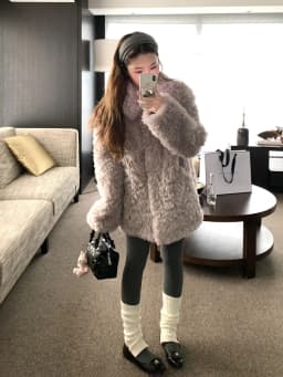 Eco-Friendly Faux Fur Jacket Women's Winter Plush Lamb Skin Integrated Outerwear Top Women's Winter Fashion Minimalist Style