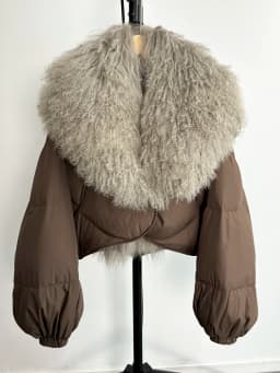 2024 Luxury Winter Natural Big Mongolian Sheep Fur Coat Women Short Feather Puffer Parka 90% White Duck Down Waterproof Jacket