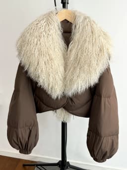 2024 Luxury Winter Natural Big Mongolian Sheep Fur Coat Women Short Feather Puffer Parka 90% White Duck Down Waterproof Jacket