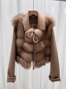 2025 New Women Winter Natural Real Fox Fur Coat Thick Warm Wool Woolen Jacket Cusual Female Outerwear