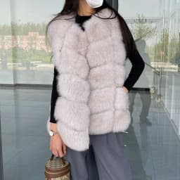 2023 New Women's Winter Real Fur Coat High Quality Natural Fox Fur Vest Fashion Luxurious Warm Sleeveless Dark buckle jacket