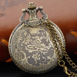 Bronze Antique Western Werewolf Embossed Quartz Pocket Watch Vintage Men's Fob Chain Clock Children's and Women's Gift