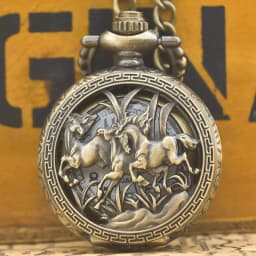 Small Vintage Bronze Steampunk Steed Carved Trumpet Quartz Pocket Watch Necklace Pendant Clock Chain Men Women Chain Gift