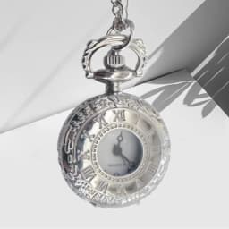 Retro Charm Compact Neutral Fashion Roman Digital Quartz Steampunk Pocket Watch Women's and Men's Necklace Pendant Gift