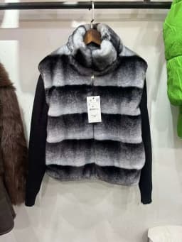 Street Faux Fur Patchwork Jacket Women Design Sense Long Sleeves Casual Female Coat 2025 Autumn Winter Lady Streetwear New