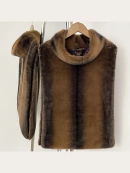 Mumaroho 2026 Winter Spring Women Faux Fur Sable Vest Crop Top Solid Turtleneck Eco Mink Faux Fur Tank Tops Pullover Jacket