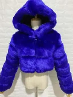 High Quality Furry Cropped Faux Fur Coats and Jackets Women Fluffy Top Coat with Hooded Winter Fur Jacket Manteau Femme