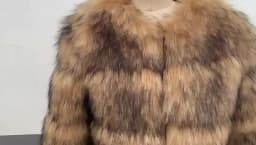 HJQJLJLS 2022 Winter New Arrival Women Crop Faux Raccoon Fur Coat Female Fashion Warm Long Sleeve Fluffy Short Furry Jacket