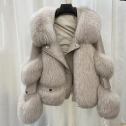2026 Winter New Fashion Imitation Fox Fur Short Young Coat Fashion Temperament Motorcycle style fur Coats Warm Female Parkas