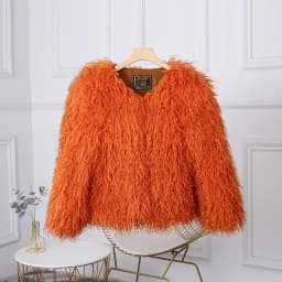 TARUXY Fashion Luxury Cropped Faux Fur Coat Women's Winter 2025 Ins Hot Fluffy Short Faux Fur Jacket Street Style Warm Outwear