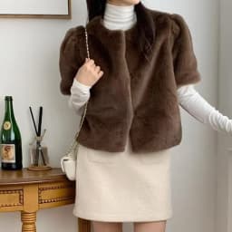 Luxury Faux Fur Vest Korean Fashion Women Winter Fall Design Solid Color High Quality Women Faux Fur Coats Sleeveless