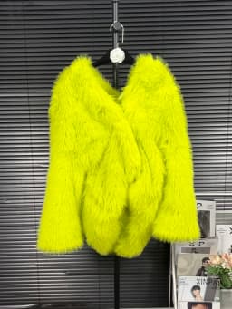 DEAT Fashion Faux Fur Coat Women's Hooded Long Sleeve Green Black Loose Plush Imitation Fox Fur Jacket Winter 2024 New 7AB6469
