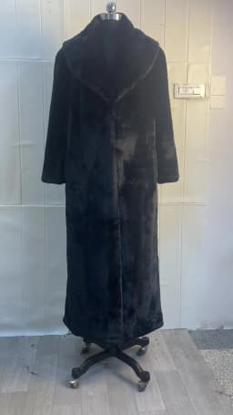 Nerazzurri Extra Long Black Winter Faux Fur Coat Women Long Sleeve Plus Size Elegant Fluffy Sheared Mink Fur Overcoat 6xl 7xl
