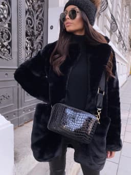 Luxury Autumn Winter Lapel Fur Coat Women Warm Thick Faux Fur Jacket Design Office Lady Outerwear Solid Long Sleeve Fur Cardigan