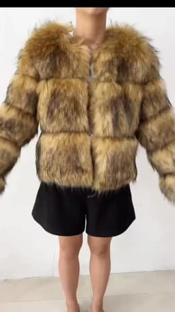 ZADORIN Fashion Woman Faux Raccoon Fur Coat Luxury Short Warm Fur Top Furry Jacket Women Winter Plush Fluffy Fur Coats for Woman