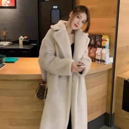 Fashionable Thickened Lamb Fur Jacket Women's Mid-Length Winter Coat Korean Style Teddy Bear Design Eco-Friendly Outerwear
