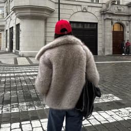 Woman Autumn Winter Faux Fur Coat Plush Fluffy Women's Jacket New in Outerwears White Red Gray Black Wool Blends Coats