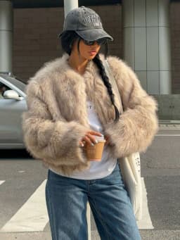 Women Winter Faux Fur Coat Short Fluffy Open Front Dark Brown Beige 2026 New Y2K Warm Trendy Streetwear Outerwear
