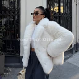 Neo Mint Chic Street Hot Girls 2025 Winter Pure White Faux Fur Jacket Women Fuzzy Lapel Collar Fox Fur Coat Thick Warm Outerwear