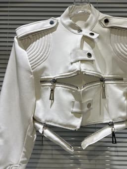 DEAT 2024 Autumn Fashion Zipper Design Stand Collar PU Leather Coat For Women Long Sleeve O-neck Shoulder Pad Jacket 11XX6865