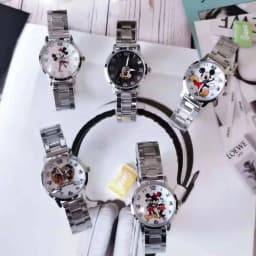 2024 Anime figure Steel Mickey Mouse Minnie Kids Student Cartoon Watch Aolly Steel Quartz Watches Clock for Boys Girls Gift