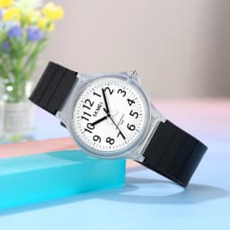 SKMEI 2557 Fashion Quartz Wristwatch 5Bar Waterproof Student Wrist Watch Women Men Fashion Casual Outfit Clock For Raining Day