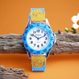 Children’s Boys Girls Little Kids Colorful Strap Clear Numbers Quartz Watches Students Learn Time Soft Canvas Electric Watches