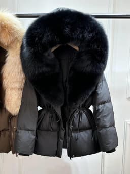 Lagabogy 2026 Big Real Fox Fur Hooded Puffer Jacket Female New Winter Top Fluffy Clothing Thick Warm White Duck Down Coat Women