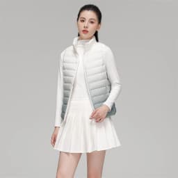 Women Novel Gradient Outwear Vest 90% White Duck Down Ultra Light Vest Female Sleeveless Warm Waistcoat