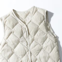 Schinteon Women Ultralight White Duck Down Long Vest Sleeveless Jacket V-Neck Collar Argyle Autumn Winter Fashion Top 2026 New