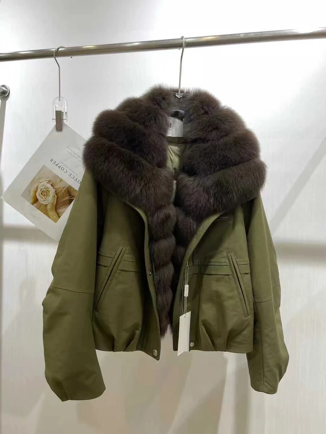 Fur Collar down Jacket Women's Short Loose Warm Parka Casual Style 80% down Fill Power Original Color Available