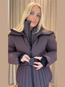 Women Peplum Ski Jackets Hooded Stand Collar Belt Waist Zipper Solid Puffer Jacket Fashion Sheath Warm Sport Winter 2025 Skiwear