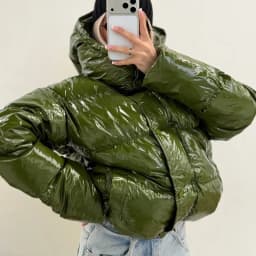 Fashion Glossy Detachable Hood Puffer Jacket Women Full Sleeves Zip Pockets Quilted Coat 2026 Winter New Lady Casual Outerwear