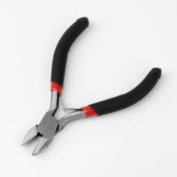 PandaHall Small Polishing Jewelry Pliers Short Chain-Nose Plier for Jewelry Making Tools Equipments 90x50x10mm
