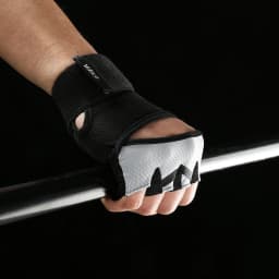 Professional Gym Fitness Breathable Anti-Slip Women Men Half Finger Summer Fishing Cycling Fingerless Gloves Female Bicycle Bike