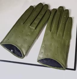 Women's Spring Autumn Natural Sheepskin Leather Gloves Female Genuine Leather Punk Style Rivet Motorcycle Driving Gloves R755