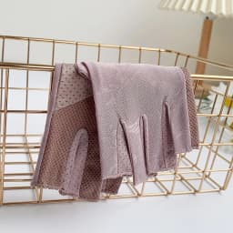 Women Summer Ice Silk Sexy Lace Thin Sunscreen Half-Finger Gloves High Elasticity Non-Slip Breathable Mesh Drive Cycling Soft